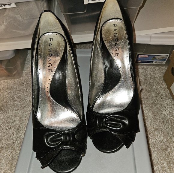 Rampage black peep toe heels - Picture 2 of 4